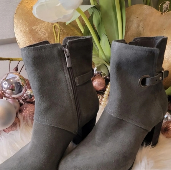 Koolaburra by UGG Women's Bootie - Picture 6 of 10